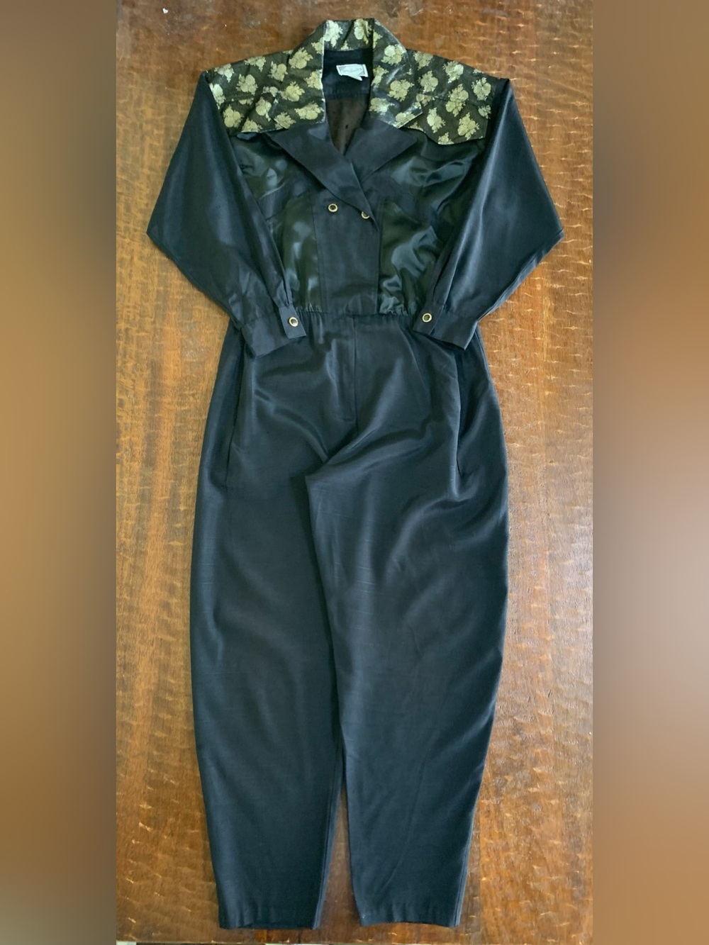 VTG Jon Wesley Size 8 Black With Gold Flowers Pattern Long Sleeve Jumpsuit - Picture 8 of 8